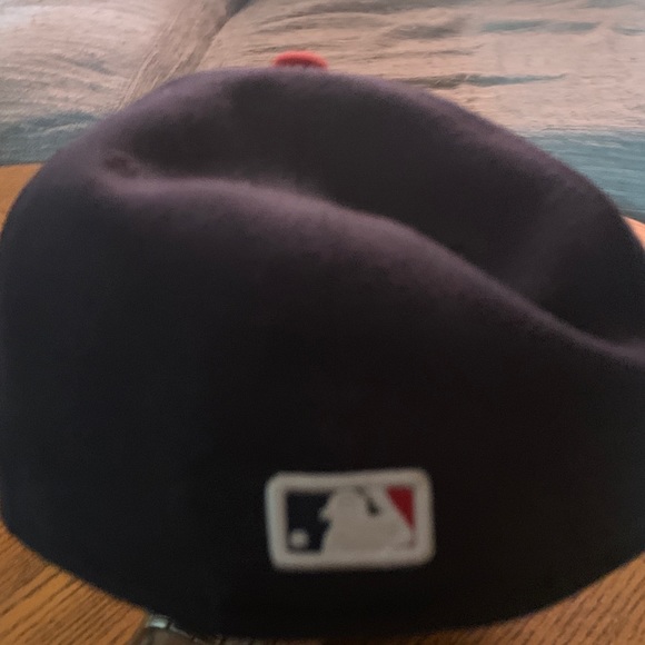 Atlanta Braves fitted hat - Picture 2 of 3